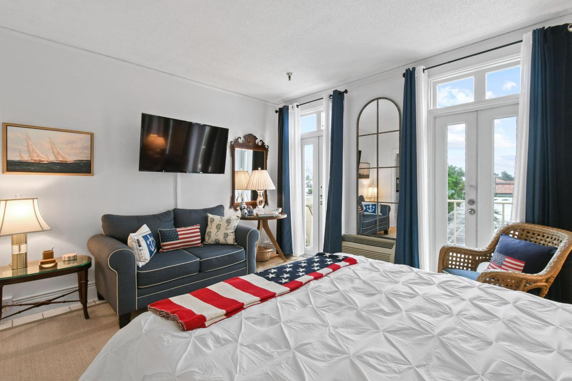 Orchid Suites - Historic Palm Beach Hotel Condominium Eksteriør billede