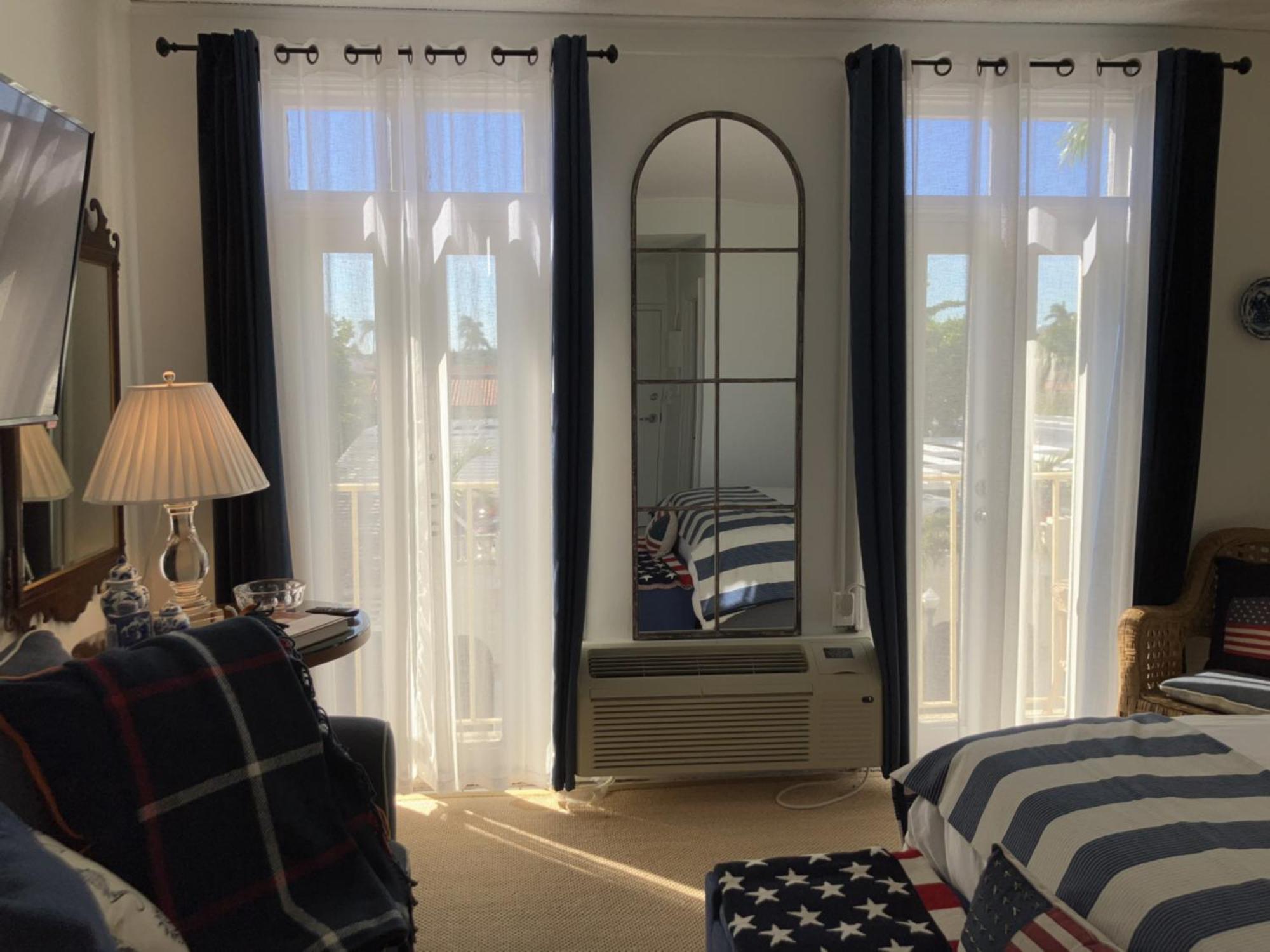 Orchid Suites - Historic Palm Beach Hotel Condominium Eksteriør billede