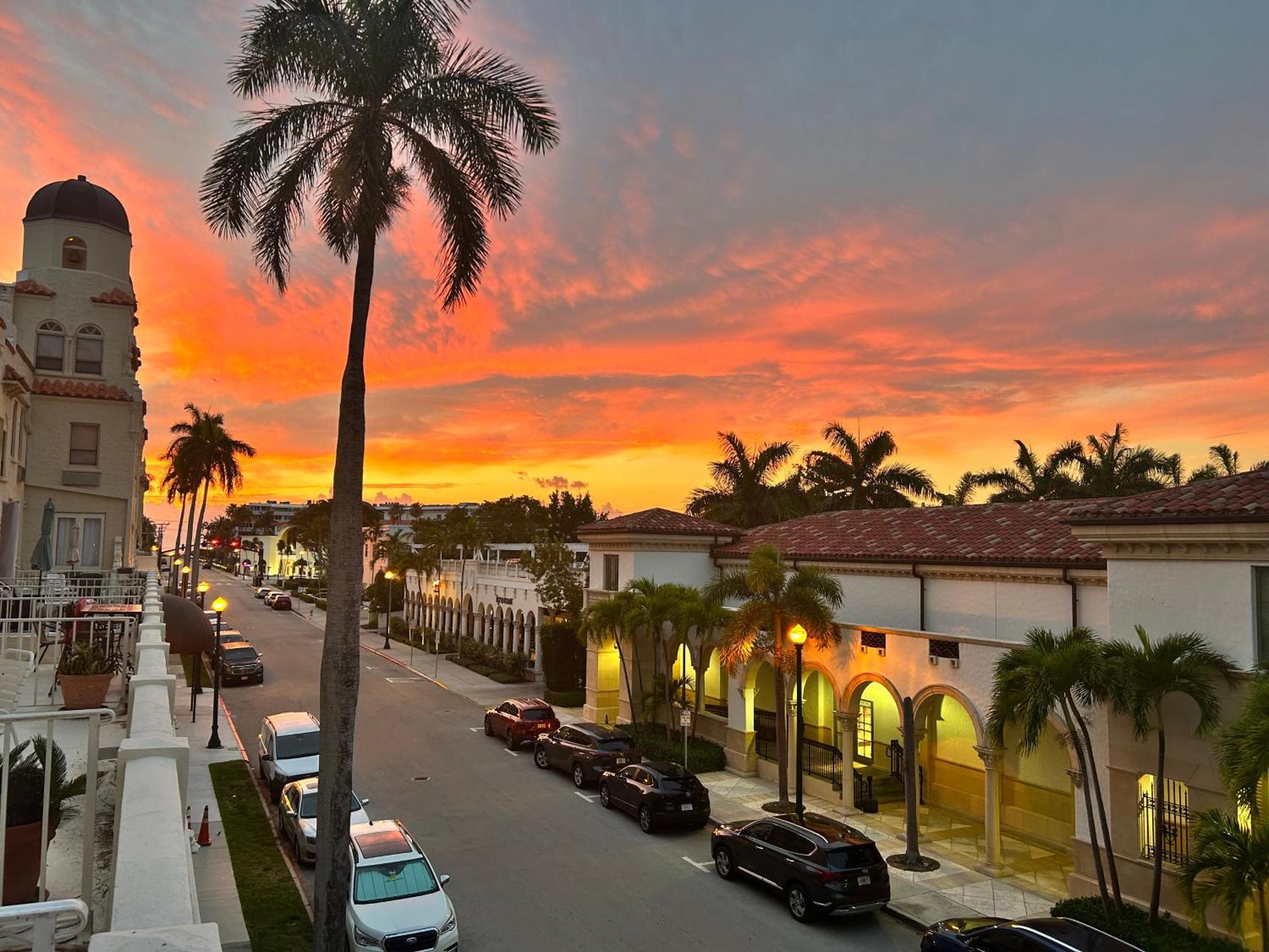 Orchid Suites - Historic Palm Beach Hotel Condominium Eksteriør billede