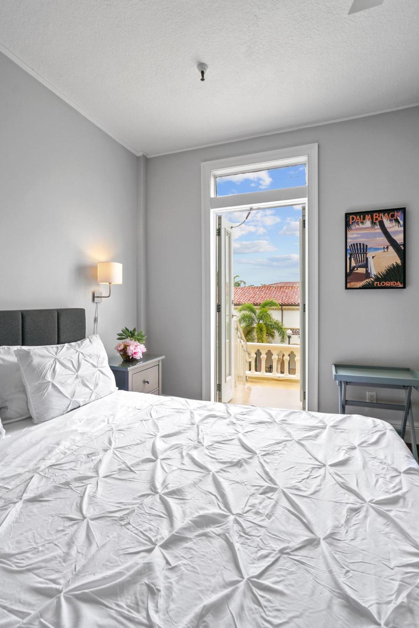 Orchid Suites - Historic Palm Beach Hotel Condominium Eksteriør billede