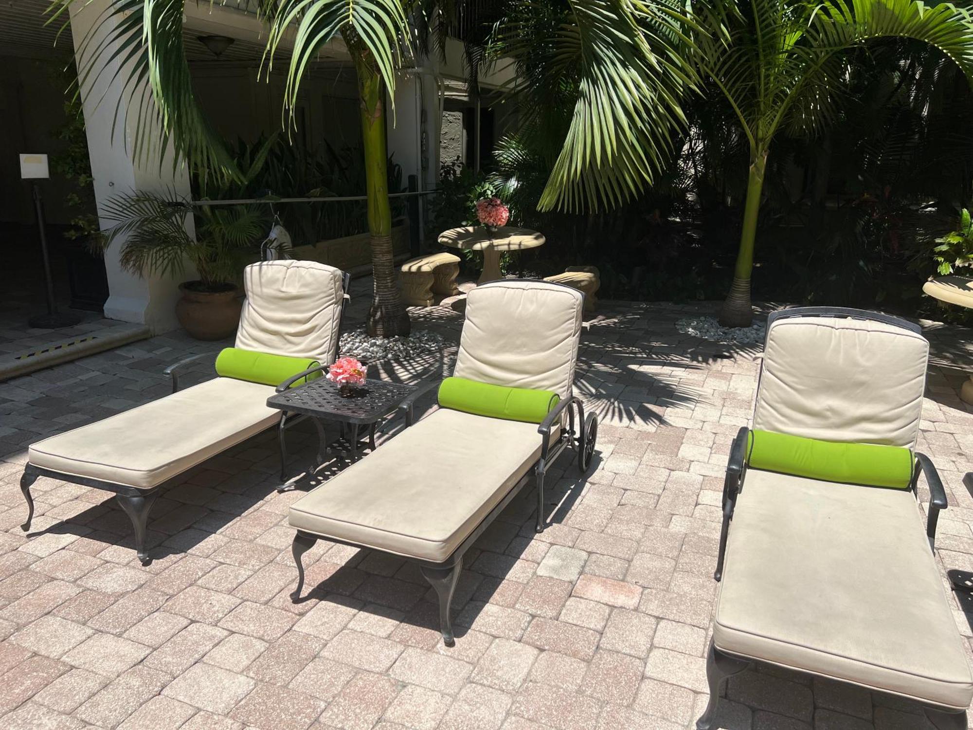 Orchid Suites - Historic Palm Beach Hotel Condominium Eksteriør billede