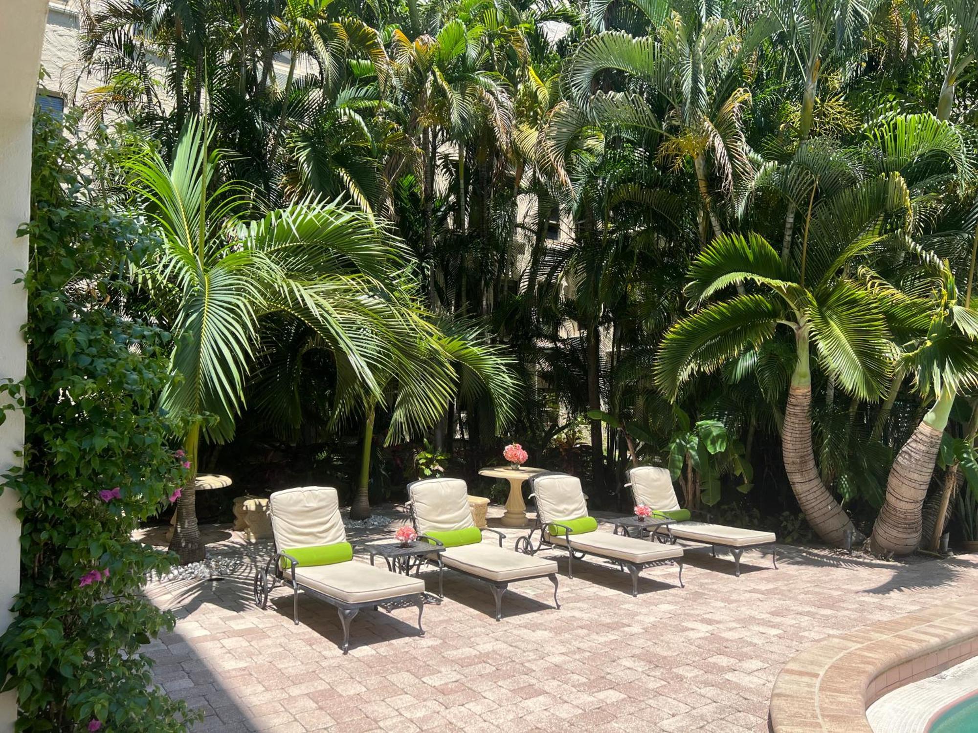 Orchid Suites - Historic Palm Beach Hotel Condominium Eksteriør billede